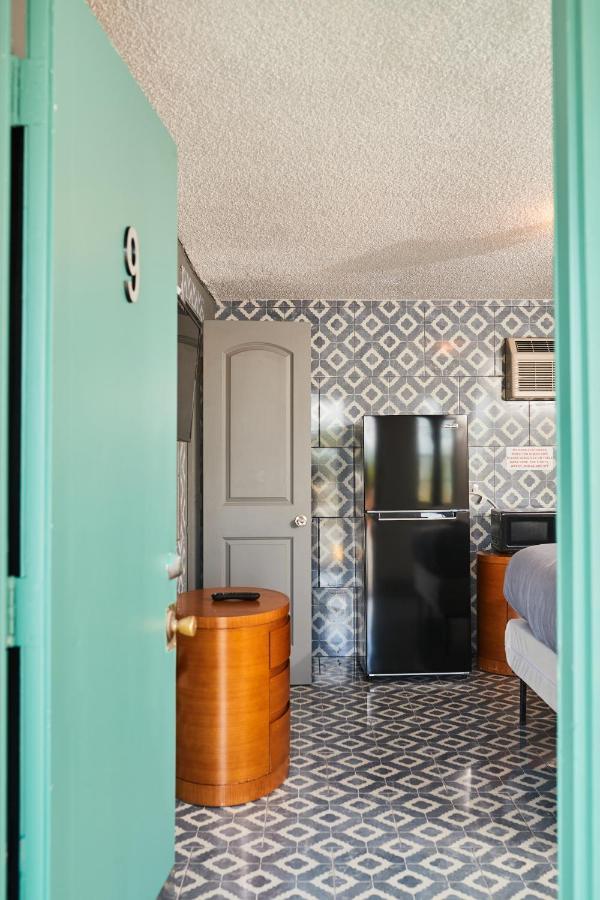 Carole Motel Саванна Экстерьер фото